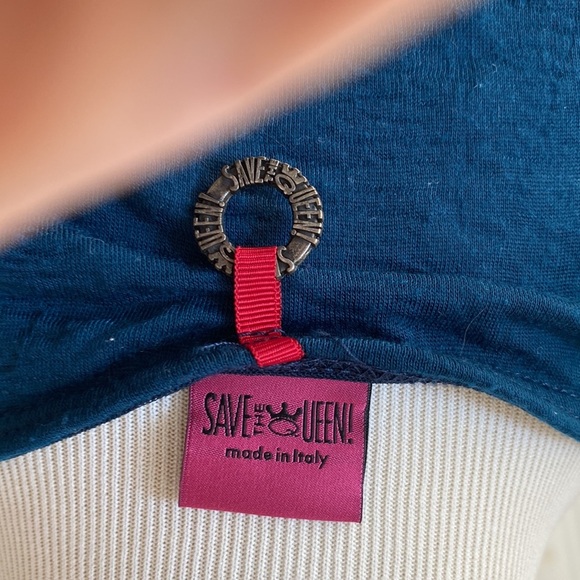 Save The Queen - Sleeveless Top - Picture 8 of 15